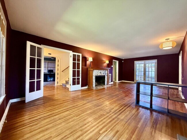 Foto del edificio - 882 NE 7th St