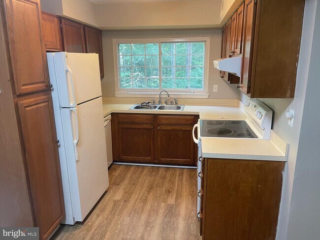 Foto del edificio - 12211 Stevenson Ct