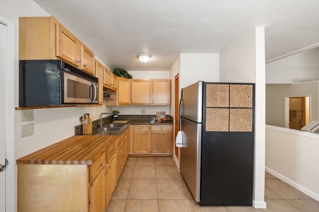 Foto del edificio - 2383 Florence Ave