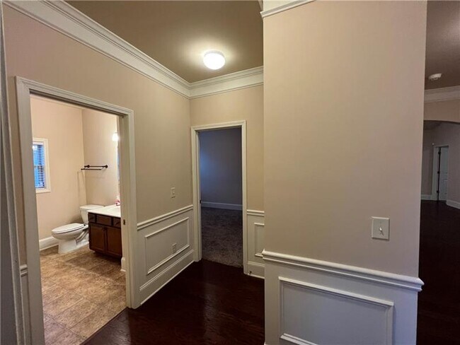 Building Photo - 3640 New River Ct