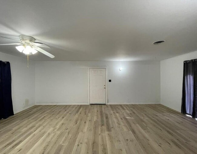 Building Photo - 7058 Concho St