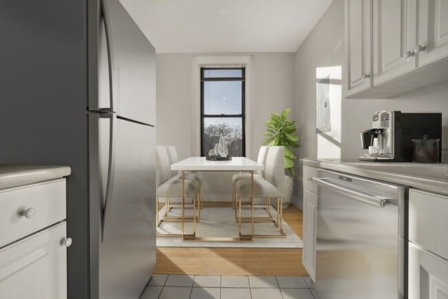 Building Photo - 4 Charlesgate E