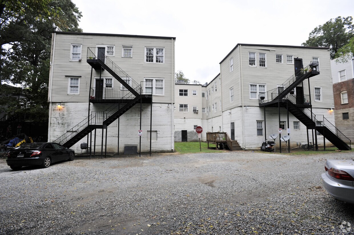 Foto del edificio - 425 N Highland Ave NE
