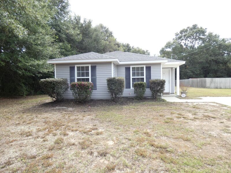 7637 Johnson Rd, Milton, FL 32583 House for Rent in Milton, FL
