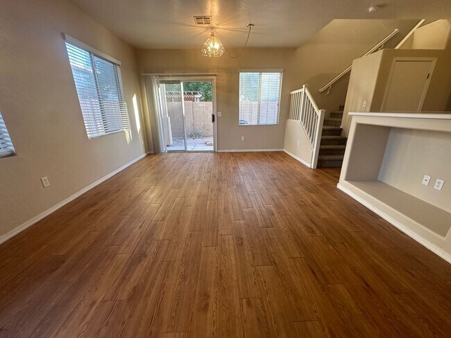 Foto del edificio - CHANDLER SINGLE LEVEL HOME