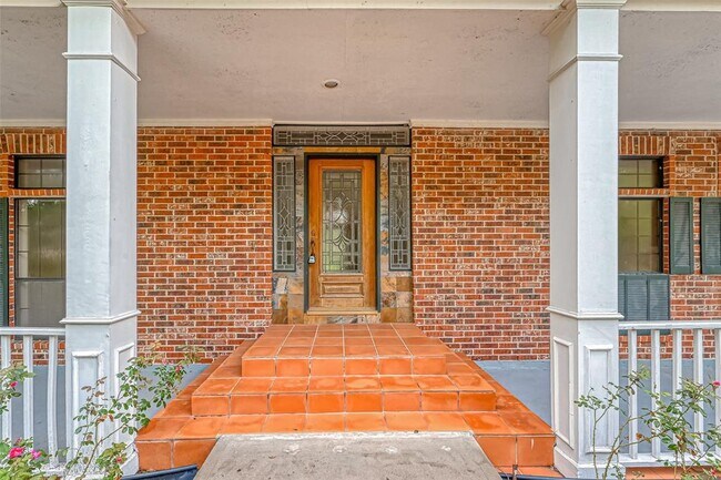Building Photo - 24819 Saddlespur Ln