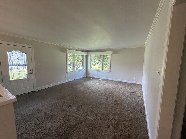 Foto del edificio - 281 Alcove Rd