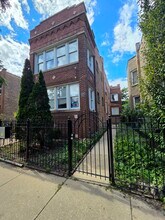 Building Photo - 2246 N Springfield Ave