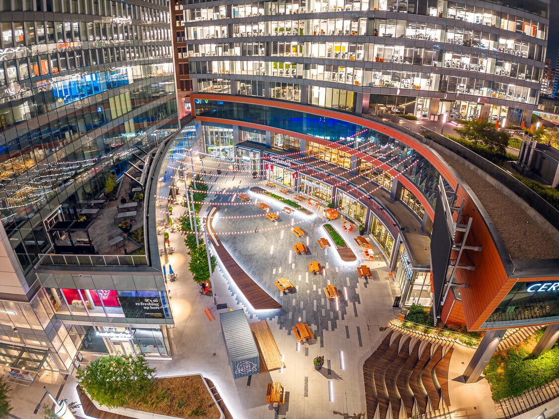 225 Carlton Apartments 225 Carlton St Winnipeg, MB