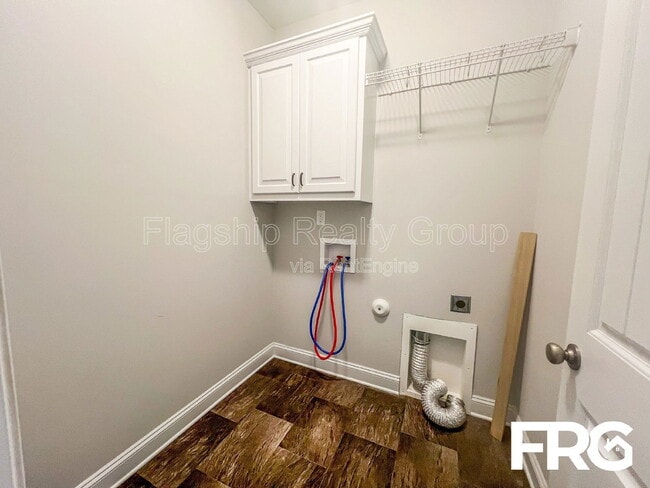 Foto del edificio - 313 N Landing Dr