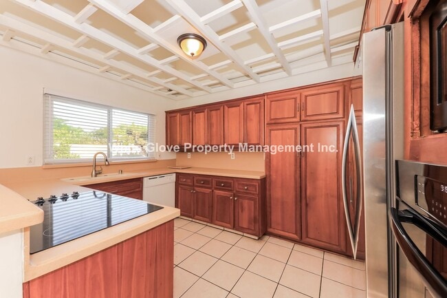 Foto del edificio - Spacious 4 Bedroom Anaheim Home