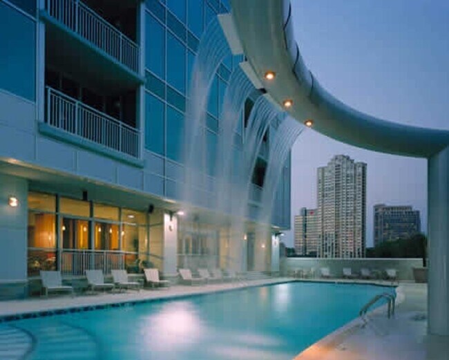 Foto del edificio - 3338 Peachtree Rd NE
