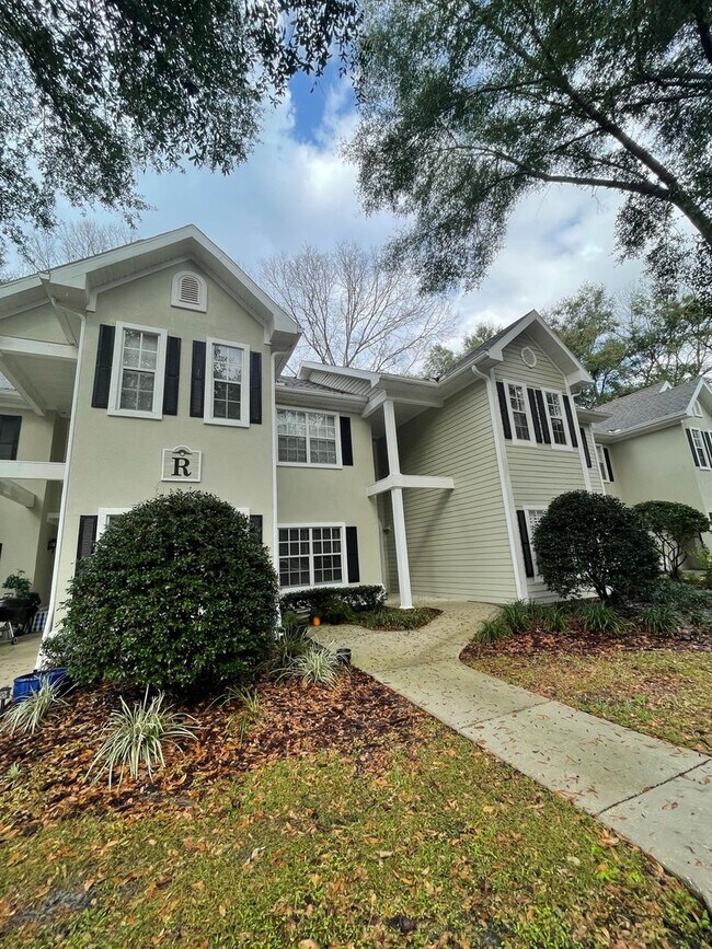 Foto del edificio - 1/1 in The Links in Haile Plantation!