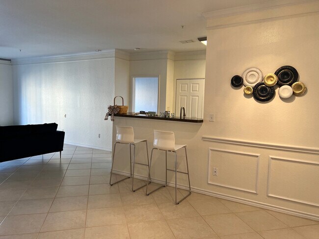 Foto del edificio - 4333 Bayside Village Dr