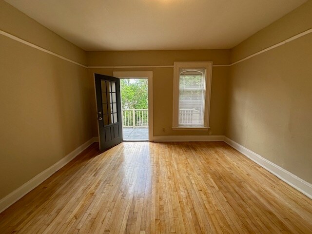 Foto del edificio - 2943 N Bartlett Ave