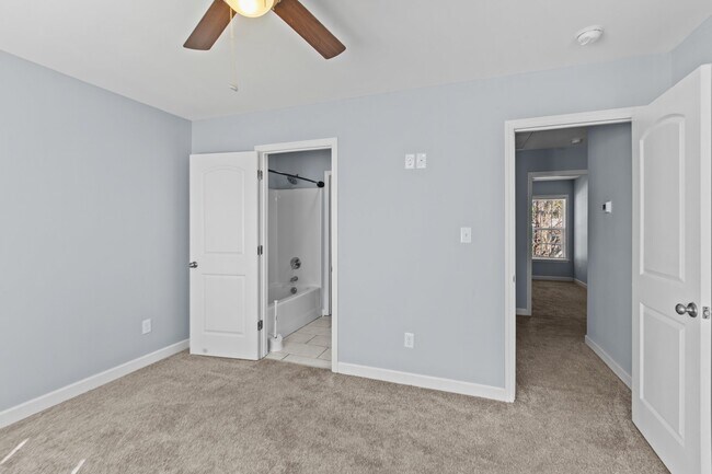 Photo - 1533 Pinebrook Court Townhome