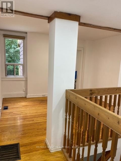 Building Photo - 531 Woodbine Ave