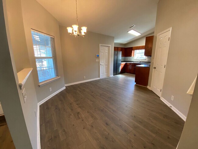 Foto del edificio - 118 Hydrangea Rd