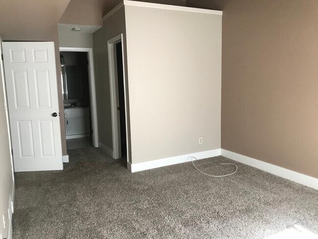 Photo - 3600 S Pierce St Apartment