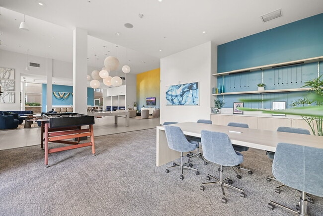 Building Photo - MB360