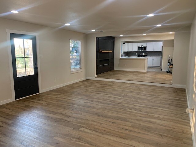 Building Photo - 2412 K B Barnes Ln