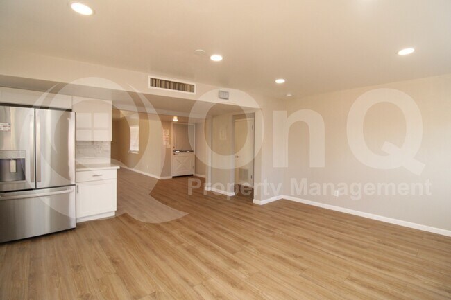 Foto del edificio - 1007 W Northview Ave