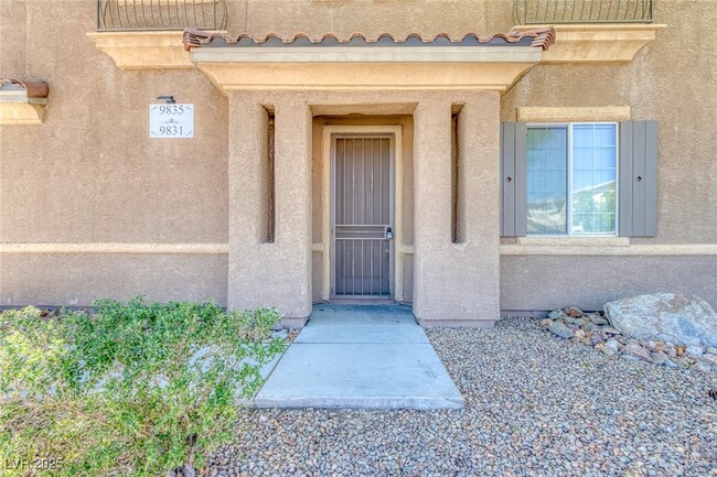 Foto del edificio - 9835 W Spinnaker Creek Ave