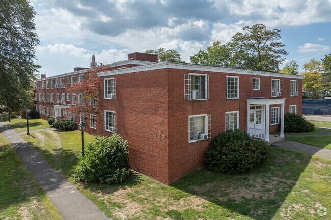 Foto del edificio - Bellamy Hall