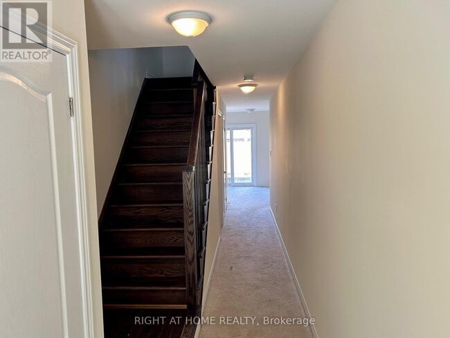 Building Photo - 71 City Park Cir