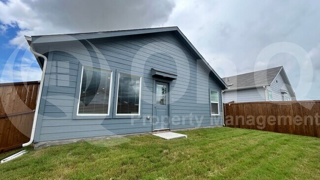 Building Photo - 3116 Tokara St