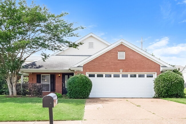 Building Photo - 1597 Far Dr
