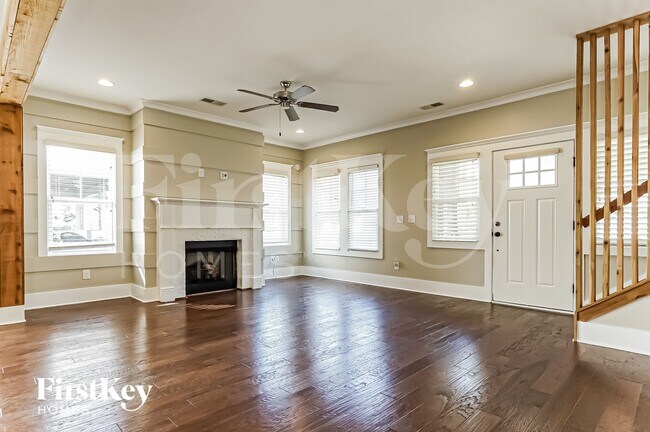 Foto del edificio - 3253 Sawyer Dr