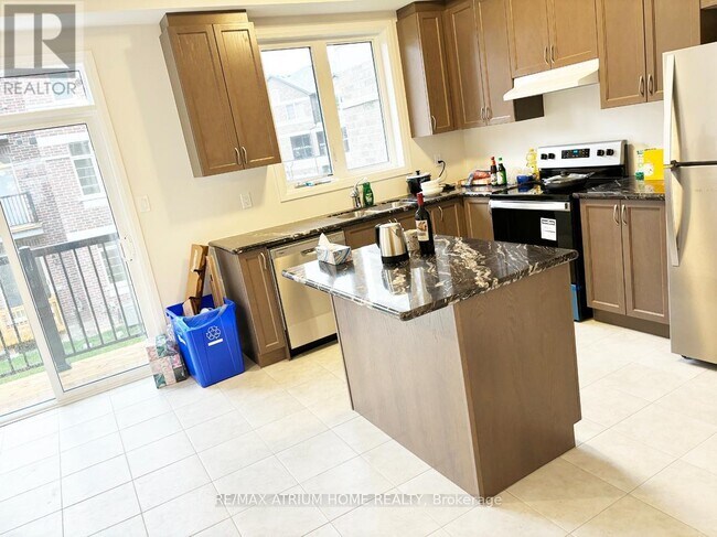 Photo du bâtiment - 3 Sissons Wy