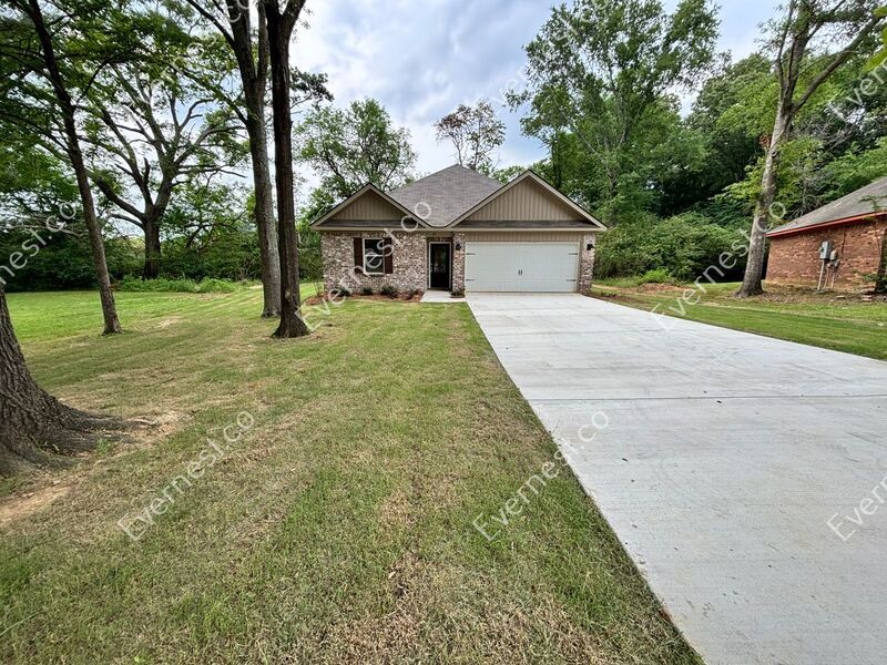 Primary Photo - 171 Northgate Dr