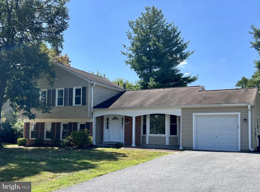 Foto principal - 17312 Hughes Rd