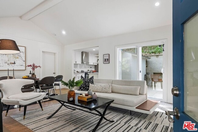 Building Photo - 3985 Alta Mesa Dr