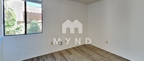 Building Photo - 1606 W Calle Del Ducado