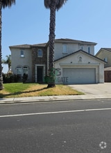 Building Photo - 985 W Alameda St