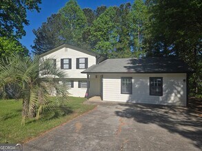 Building Photo - 938 Iron Gate Blvd
