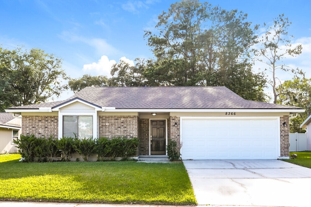 Foto principal - 8366 Knotts Landing Dr E