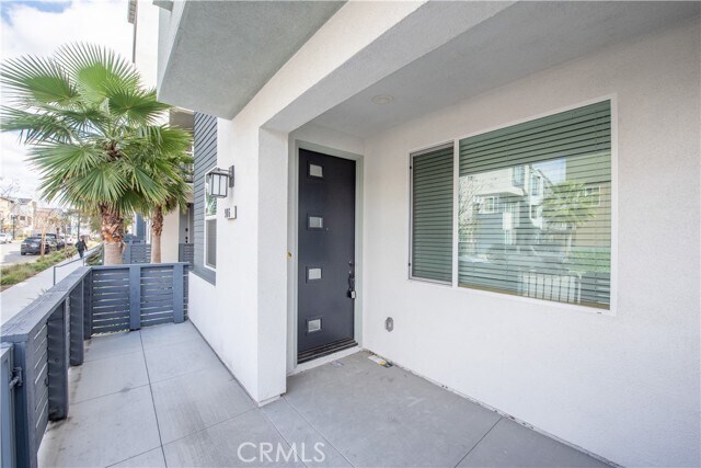 Foto del edificio - 906 E 3rd St