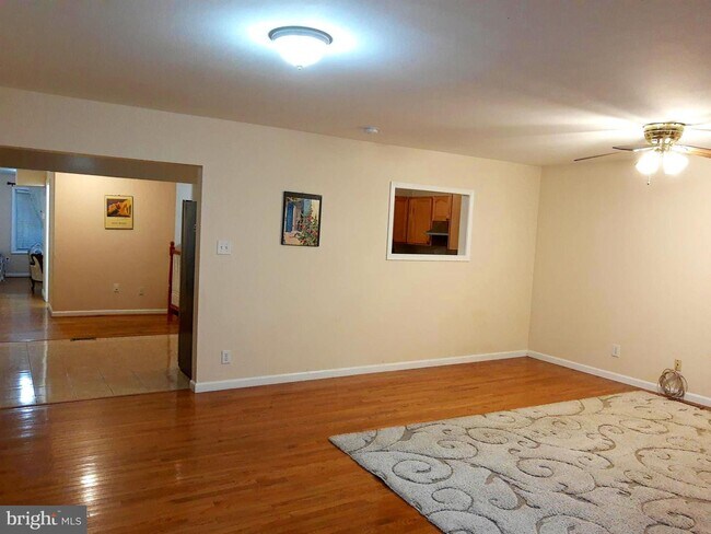 Foto del edificio - 710 Anderson Ave