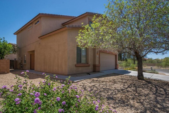 Photo - 8332 N Johnson Dr House