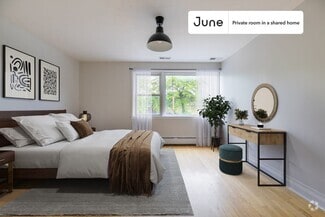 Building Photo - Private bedroom in 4 bed/2 bath Home