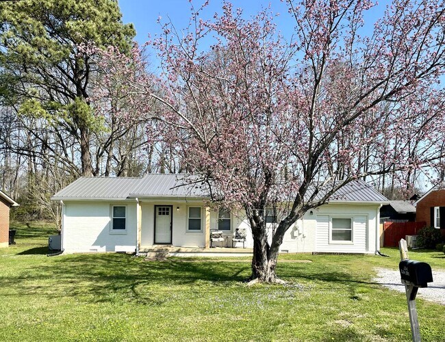 Foto del edificio - 214 Chapman Ln