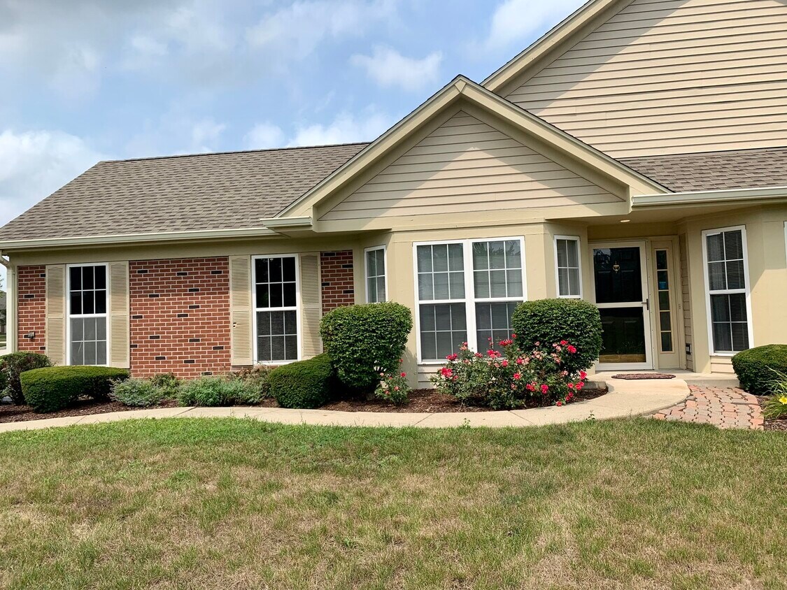 36115 N New Bridge Ct, Gurnee, IL 60031 Townhome Rentals in Gurnee IL
