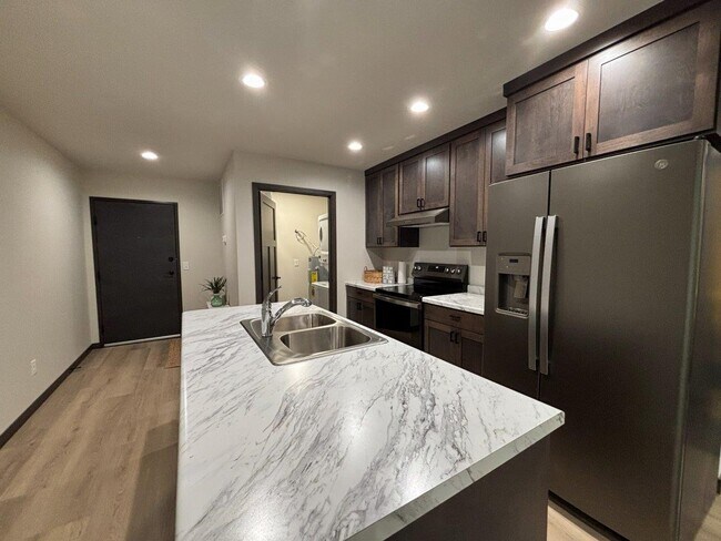 Foto del edificio - WestSide Apartments