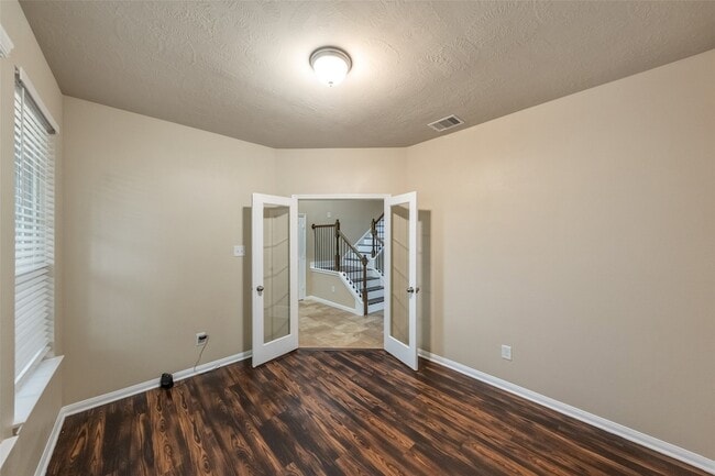 Building Photo - 24213 Nichols Trace Dr