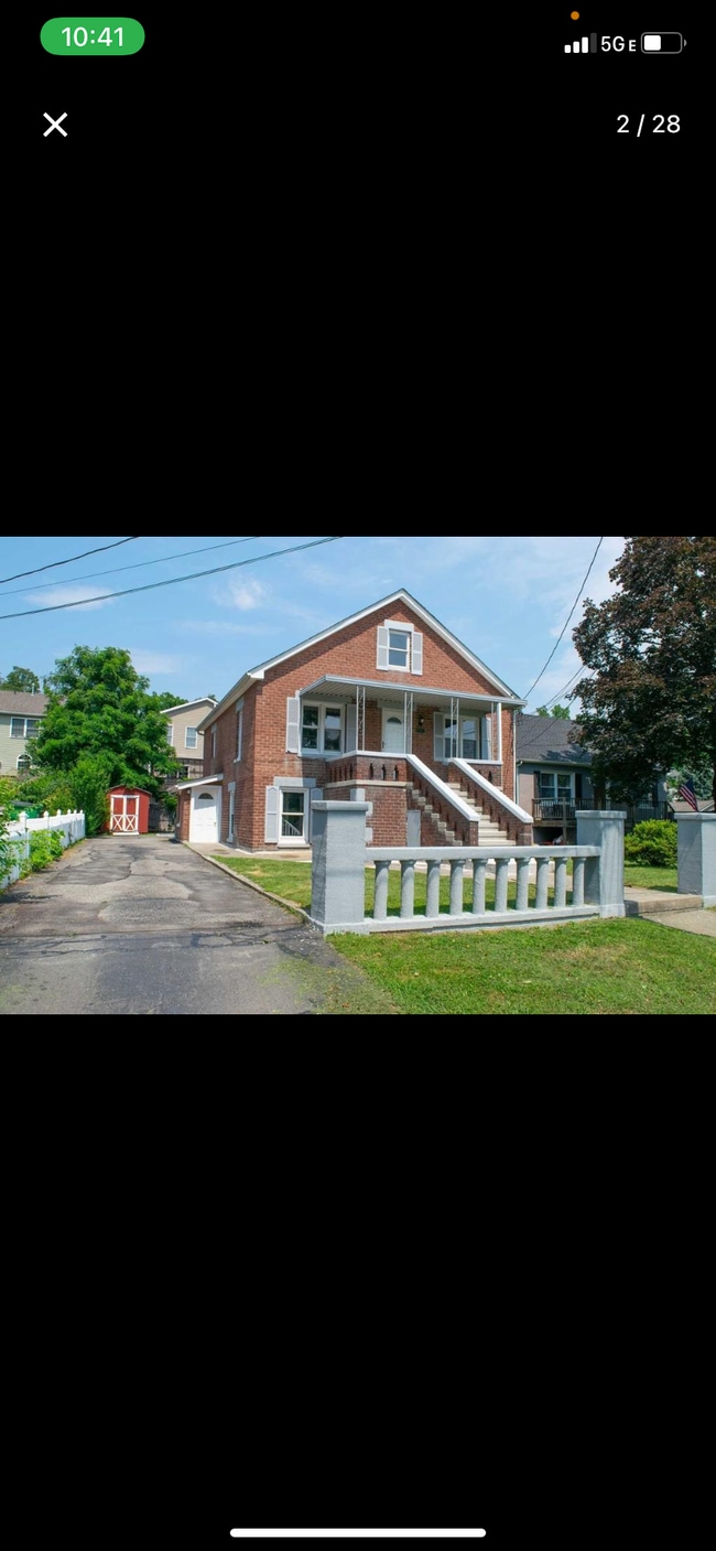 Foto del edificio - 33 Mead Ave