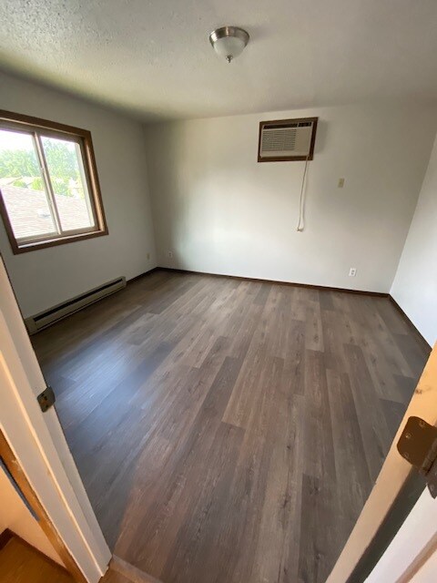 Dormitorio 1 - 2000 Miller St